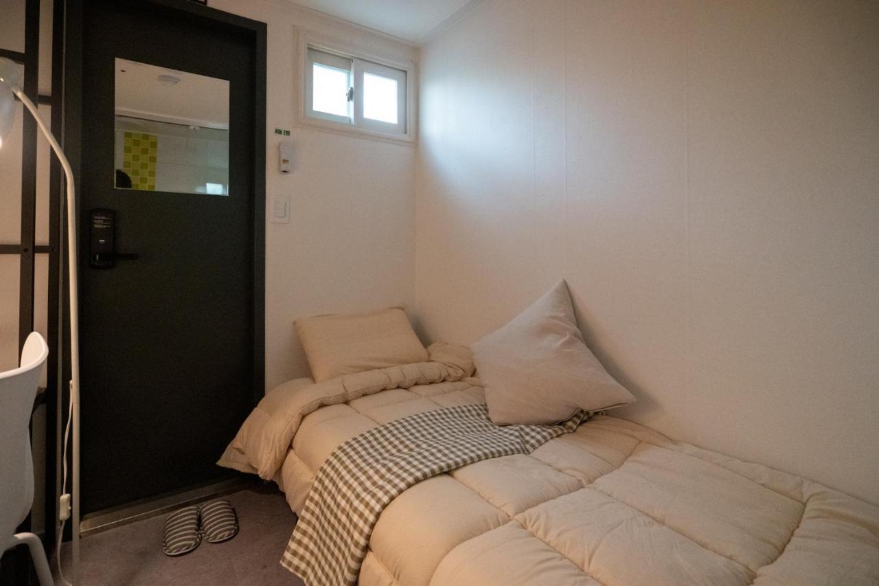 Arte Premium Oneroomtel Myeongdong Seoul Exterior foto